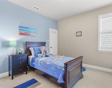 4707 Club Terrace Lane - Photo Thumbnail 17