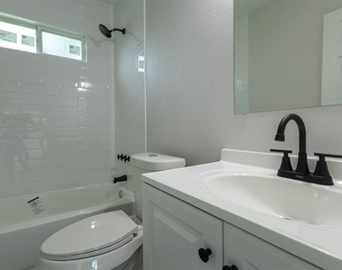 1716 Ethel Avenue - Photo Thumbnail 11
