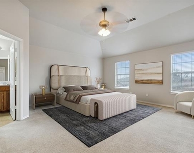10813 Middleglenn Road - Photo Thumbnail 7