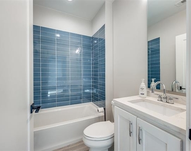6441 Park Lane - Photo Thumbnail 24