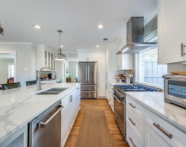 6441 Park Lane - Photo Thumbnail 6