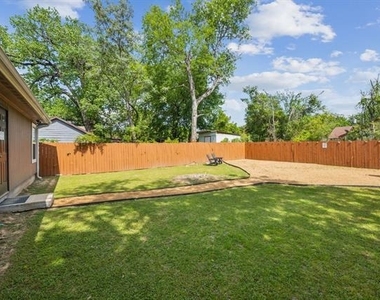 2326 Harding Street - Photo Thumbnail 21