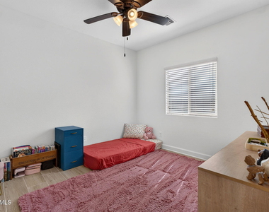 823 W Witt Avenue - Photo Thumbnail 10