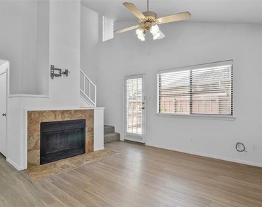 5720 Cedar Creek Drive - Photo Thumbnail 3