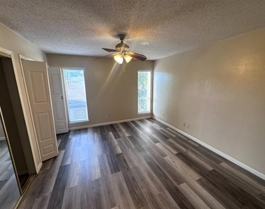 13509 Red Fern Lane - Photo Thumbnail 26