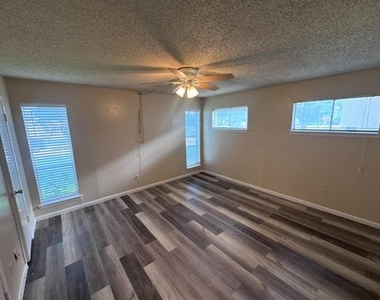 13509 Red Fern Lane - Photo Thumbnail 17