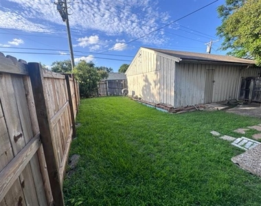 13509 Red Fern Lane - Photo Thumbnail 32
