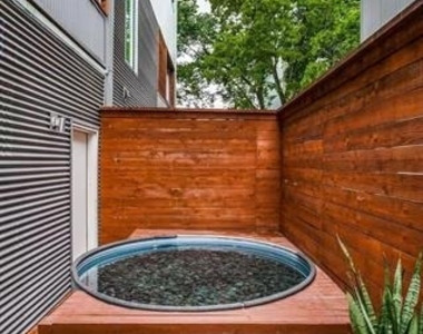 4401 Roseland Avenue - Photo Thumbnail 9