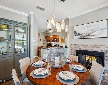 7009 E Acoma Drive - Photo Thumbnail 28