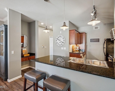 7009 E Acoma Drive - Photo Thumbnail 22