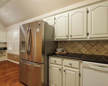 3726 Pensacola Drive - Photo Thumbnail 9