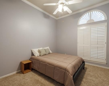 3726 Pensacola Drive - Photo Thumbnail 19