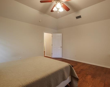 3726 Pensacola Drive - Photo Thumbnail 27