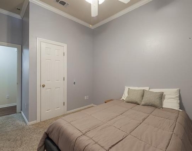 3726 Pensacola Drive - Photo Thumbnail 20