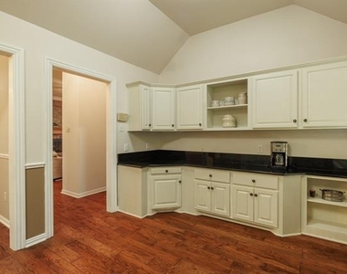 3726 Pensacola Drive - Photo Thumbnail 13