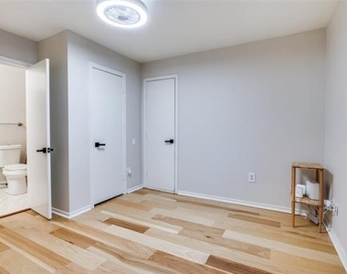 1112 Kings Highway - Photo Thumbnail 9