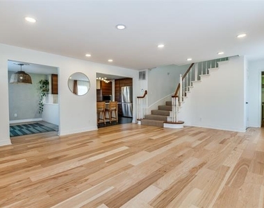 1112 Kings Highway - Photo Thumbnail 1