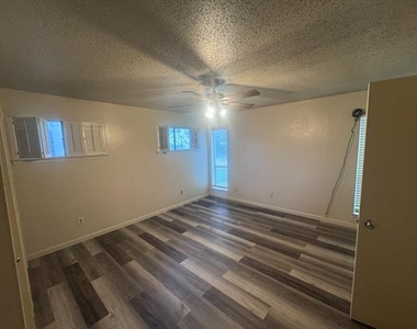 13511 Red Fern Lane - Photo Thumbnail 4