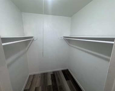 13511 Red Fern Lane - Photo Thumbnail 11