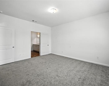 1637 Escondido Drive - Photo Thumbnail 19