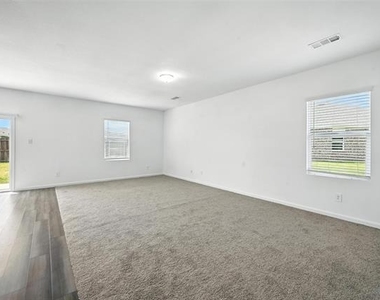 1637 Escondido Drive - Photo Thumbnail 16
