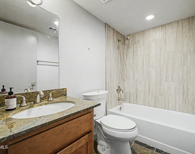 4704 E Paradise Village Parkway N - Photo Thumbnail 14