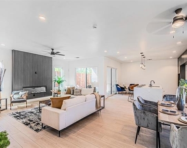 4309 Sylvester Street - Photo Thumbnail 3