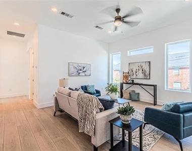 4309 Sylvester Street - Photo Thumbnail 14