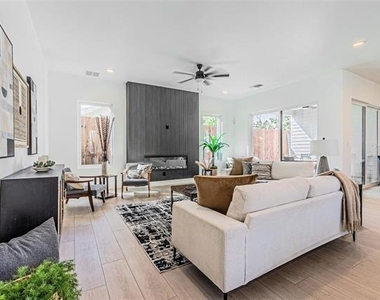 4309 Sylvester Street - Photo Thumbnail 4