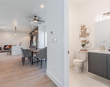 4309 Sylvester Street - Photo Thumbnail 2