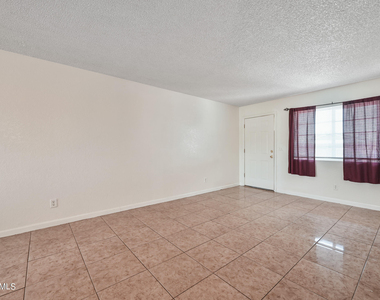 1815 N Spring -- - Photo Thumbnail 2
