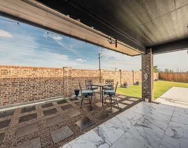 1742 Holmwood Drive - Photo Thumbnail 23