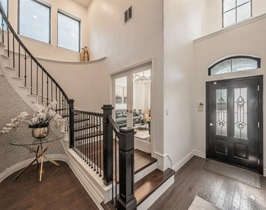 1742 Holmwood Drive - Photo Thumbnail 1
