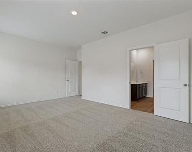 3226 Catamount Drive - Photo Thumbnail 13