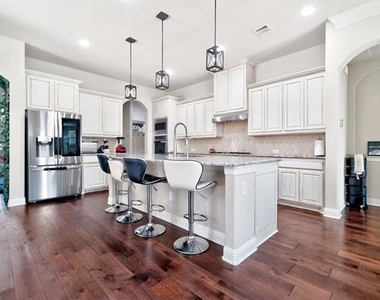 4921 N Rockcress Court - Photo Thumbnail 12