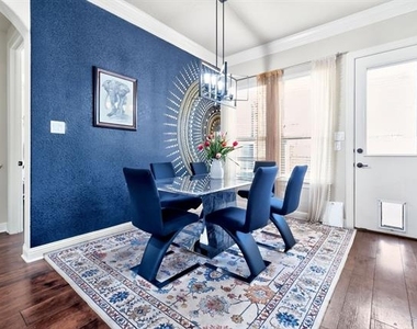 4921 N Rockcress Court - Photo Thumbnail 4