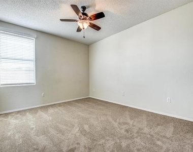 1600 Wynfield Drive - Photo Thumbnail 9