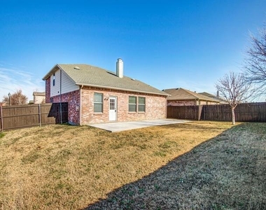 1600 Wynfield Drive - Photo Thumbnail 11