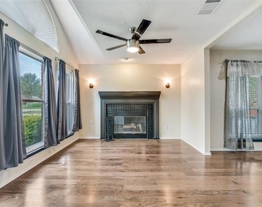 6512 Coral Lane - Photo Thumbnail 4