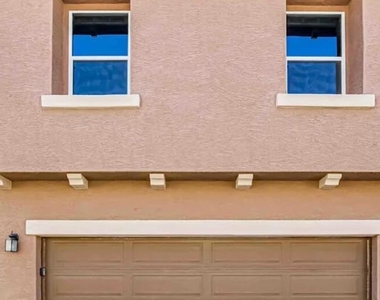 29050 N 125th Lane - Photo Thumbnail 14