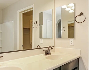 29050 N 125th Lane - Photo Thumbnail 12