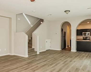 29050 N 125th Lane - Photo Thumbnail 3