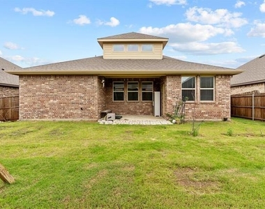 606 Rawhide Way - Photo Thumbnail 22