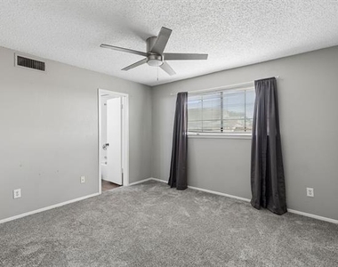 4236 Cuesta Drive - Photo Thumbnail 21