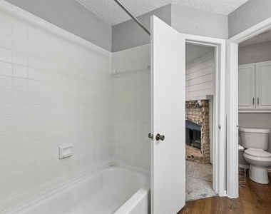 4236 Cuesta Drive - Photo Thumbnail 20