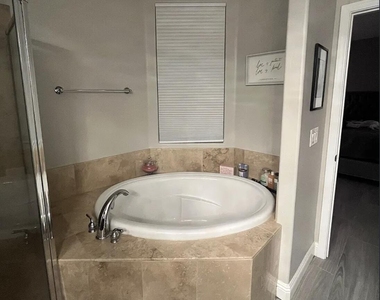 1442 W Coral Reef Drive - Photo Thumbnail 15