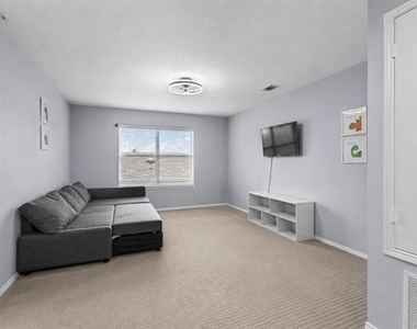 7010 Big Bend Lane - Photo Thumbnail 13