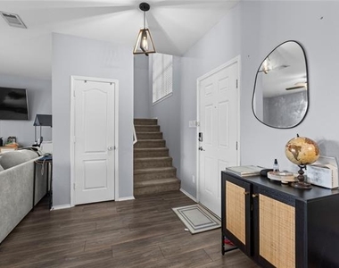 7010 Big Bend Lane - Photo Thumbnail 6