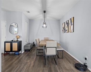 7010 Big Bend Lane - Photo Thumbnail 5