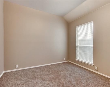 5909 Berkshire Road - Photo Thumbnail 13